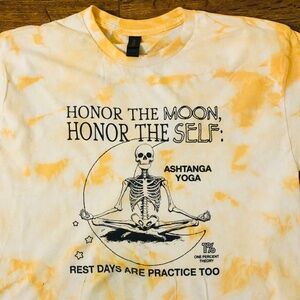 Gildan Ashtanga Yoga Unisex T-shirt L Tie-Dye 100% Cotton